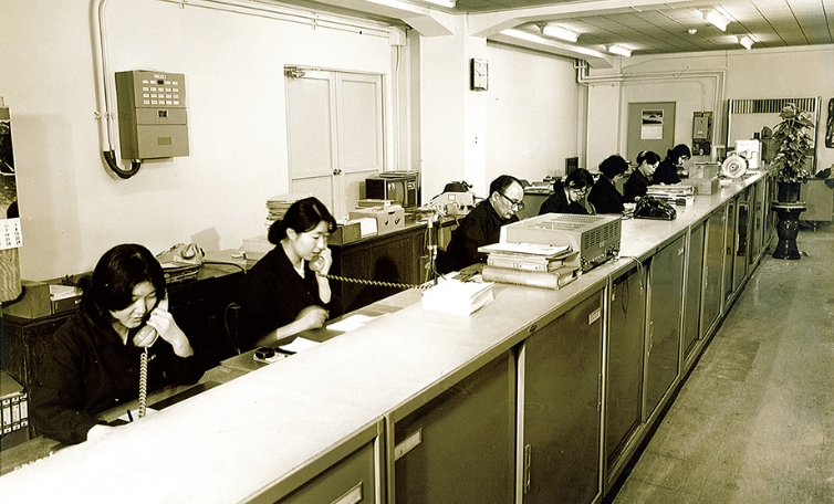 本社工場2F事務建屋（1970年代）
